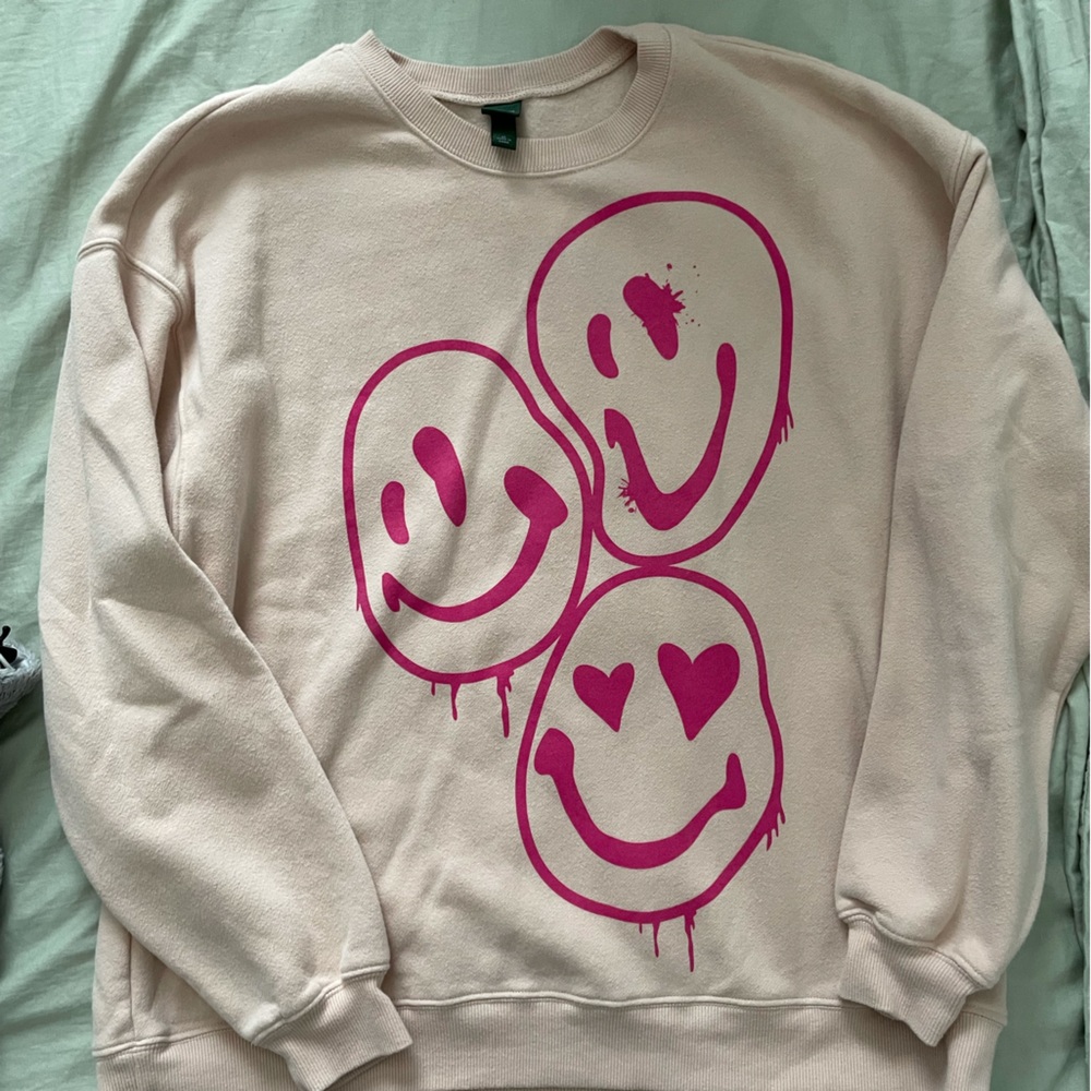 Smiley sweatshirt